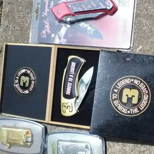 Dale Earnhardt two knifes and two Zippos never ope